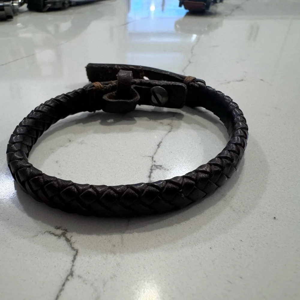 Mens fossil leather bracelet - Picture 1 of 2